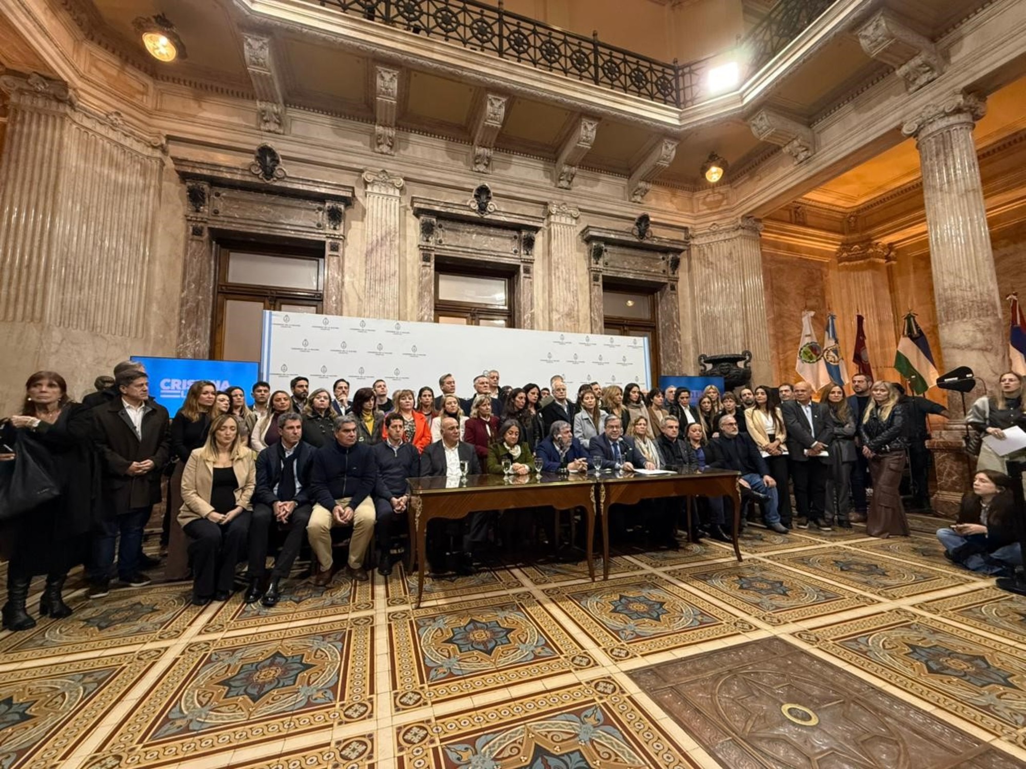 El peronismo pidió por la libertad de Cristina, le mandó un mensaje a Kicillof y va con un reclamo a la Corte - Informe Digital - imagen de origen
