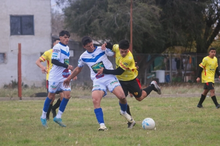 Sportivo Larroque recibe a Black River en un duelo clave entre escoltas - imagen de origen