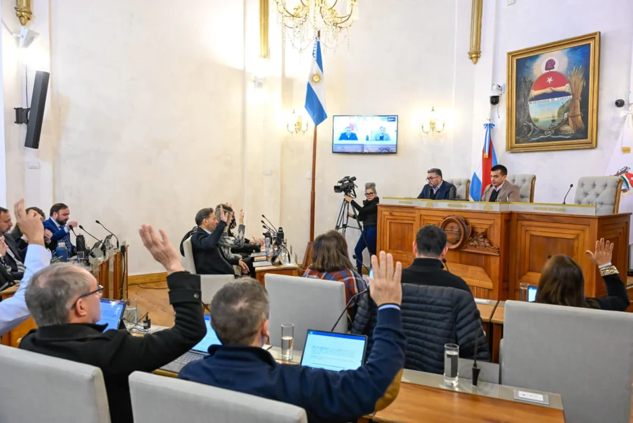 Paraná digitaliza sus expedientes y moderniza la gestión municipal - imagen de origen