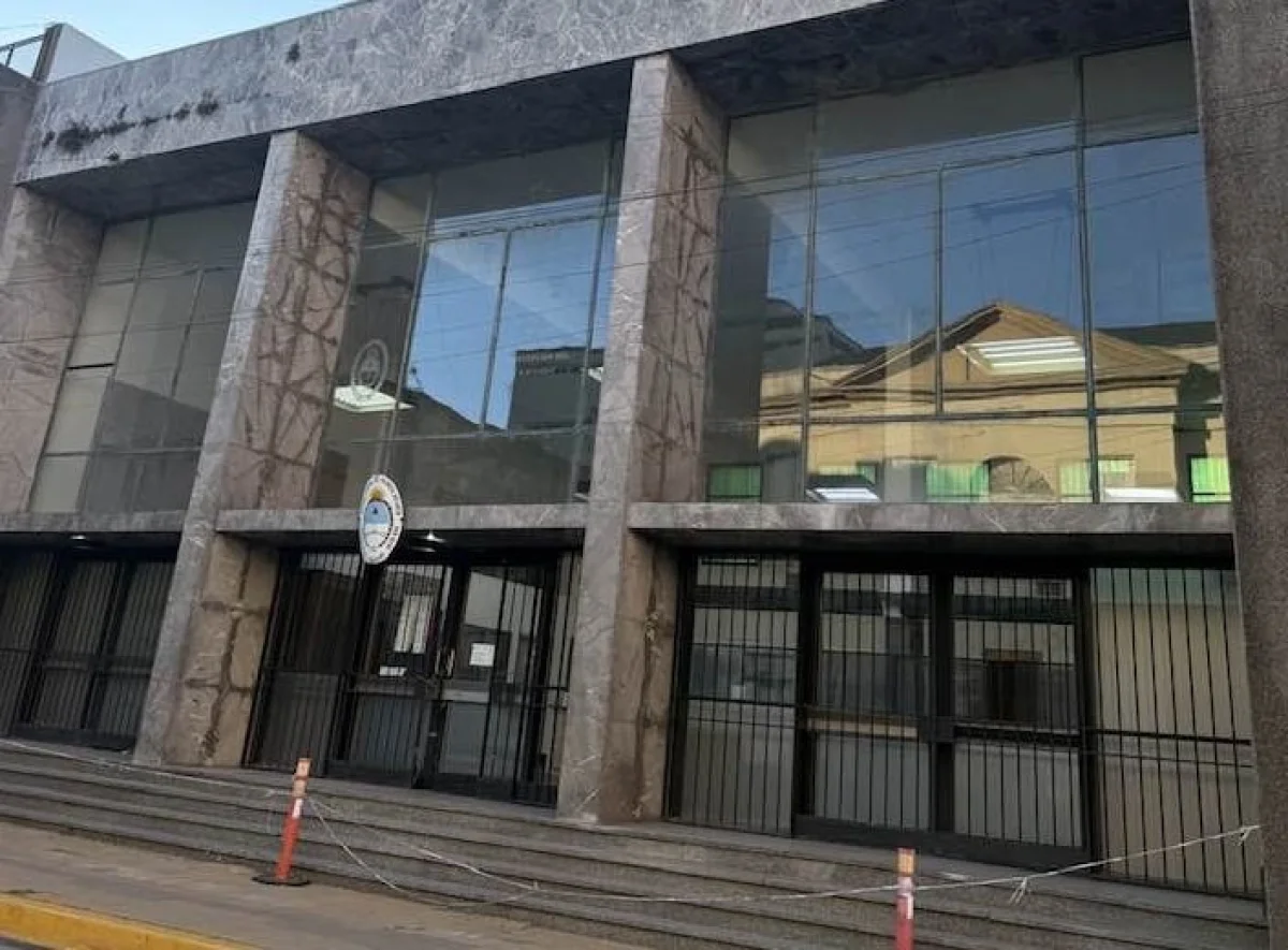 La jueza federal Caccioppoli destacó su compromiso con la recuperación del edificio judicial - imagen de origen