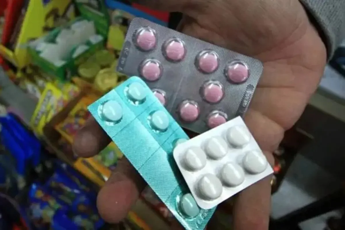 Impulsan la venta libre de medicamentos en kioscos, en supermercados, online y que se exhiban en góndola - imagen de origen