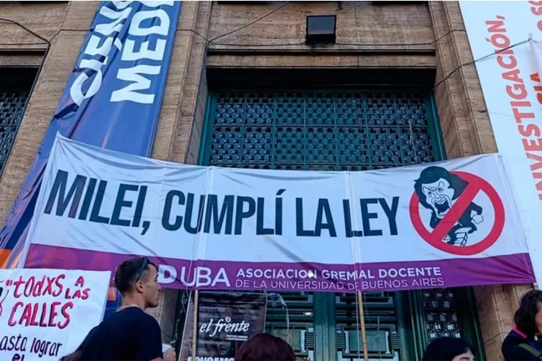 Docentes universitarios vuelven al paro desde este martes - imagen de origen
