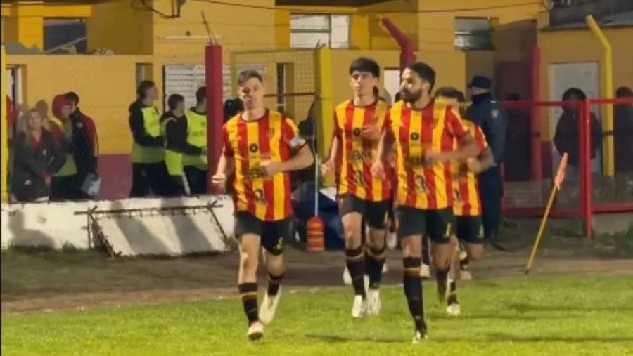 Neuquen ganó y se aseguró seguir liderando la Liga Paranaense | Análisis - imagen de origen