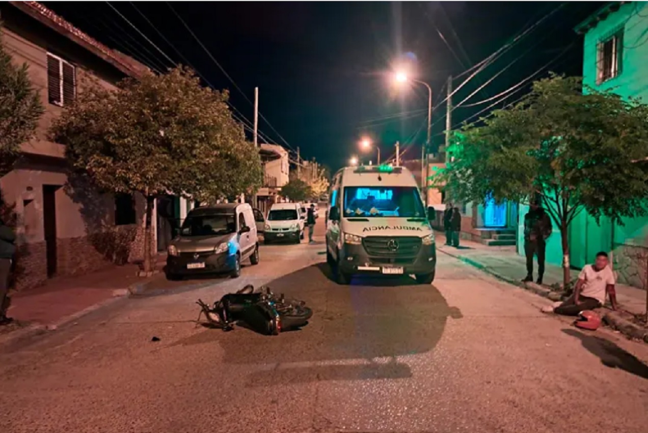 Detuvieron a motociclista tras choque que dejó gravemente herida a una mujer - imagen de origen