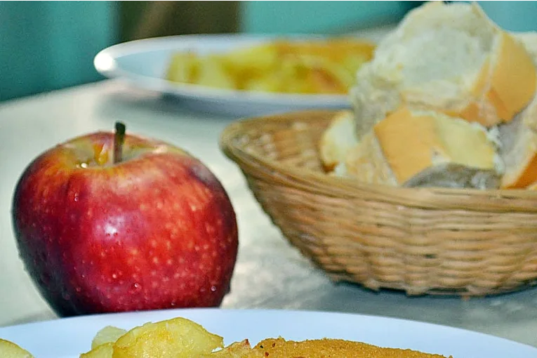 AGMER Concordia denunció demoras en partidas para comedores y advirtió que alumnos quedaron sin merienda - imagen de origen