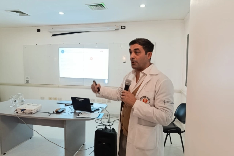 Con una exposición sobre el shock séptico, culminó el segundo mes del curso de emergencias hospitalarias - imagen de origen