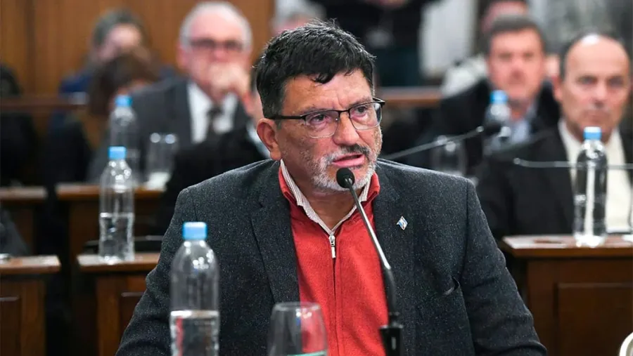 Vergara recordó que el PJ declaró la emergencia previsional, dos años después de crear el sistema jubilatorio | Análisis - imagen de origen