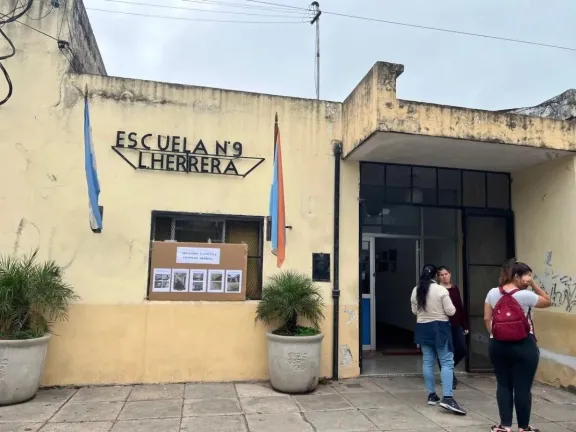 En Gualeguaychú, la adhesión al paro de AGMER rondó del 45 a 50% - imagen de origen