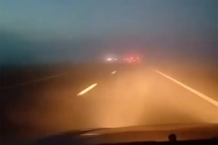 Ante la intensa niebla, implementan cortes y tránsito asistido entre Zárate-Brazo Largo e Ibicuy - imagen de origen