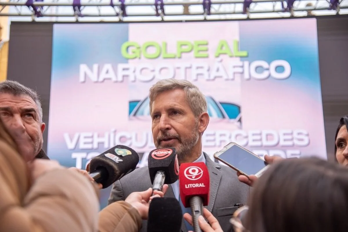 Frigerio destacó el accionar policial en el operativo de secuestro de casi 261 kilos de cocaína en Feliciano - imagen de origen