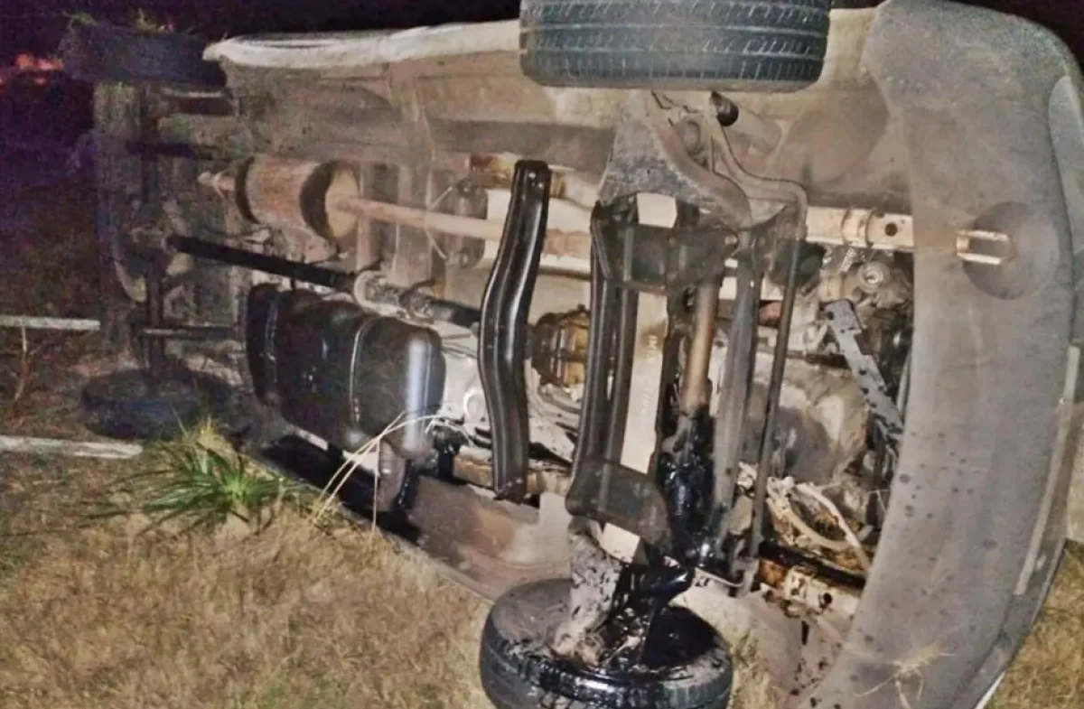 Vuelco en la Ruta 18: trasladaron al hospital al conductor de una camioneta - imagen de origen