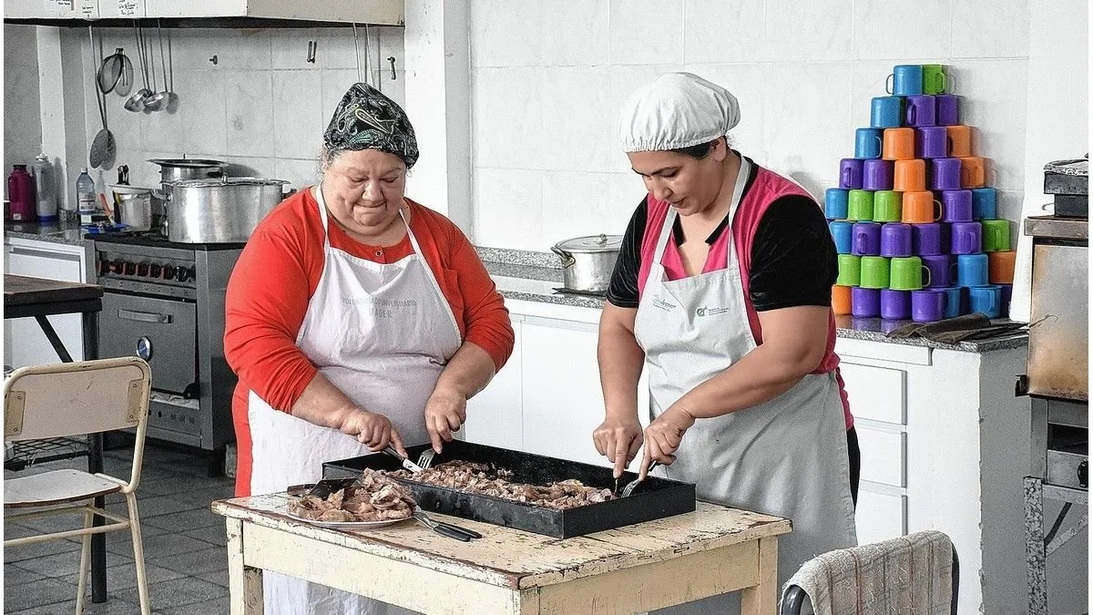 La provincia aumentó un 20% las partidas destinadas a comedores escolares - imagen de origen