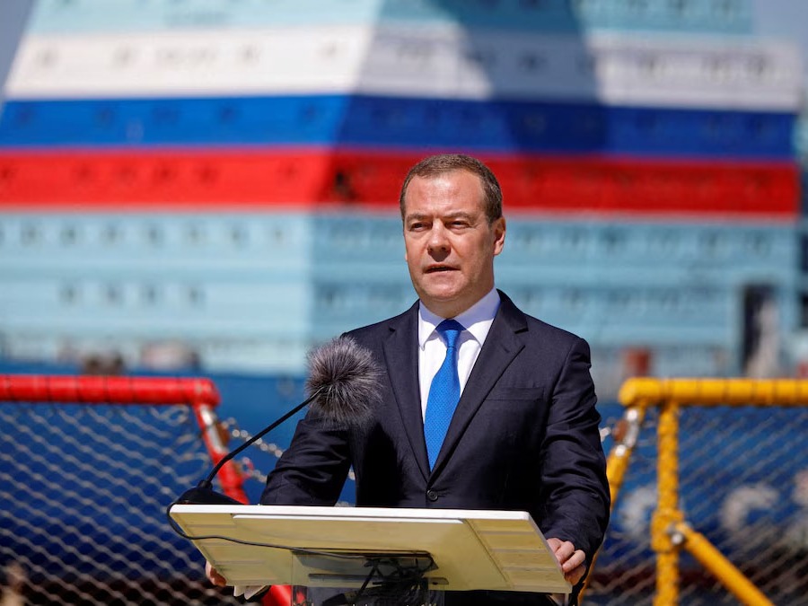 Dmitri Medvedev amenazó a la Unión Europea tras el estallido de un dron en Rumania - imagen de origen