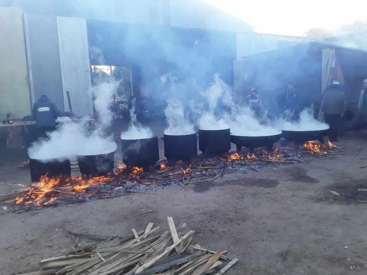 Los Bomberos Voluntarios de Pronunciamiento realizan una gran buseca e invitan a conocer su cuartel - imagen de origen