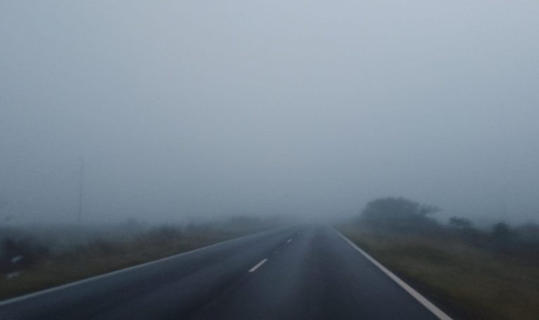 Alerta violeta por niebla: el fenómeno vuelve a afectar a toda Entre Ríos - imagen de origen