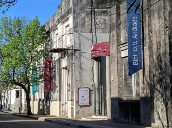 El Instituto Magnasco celebra otro aniversario al servicio de la cultura y educación - imagen de origen