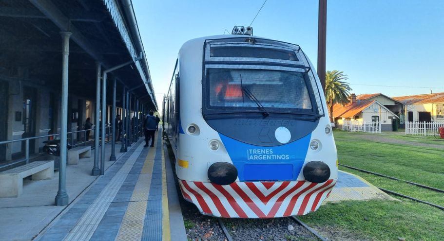 Aunque no hay servicio hace una semana, aumenta el boleto del tren Paraná-La Picada - Plaza Web - imagen de origen