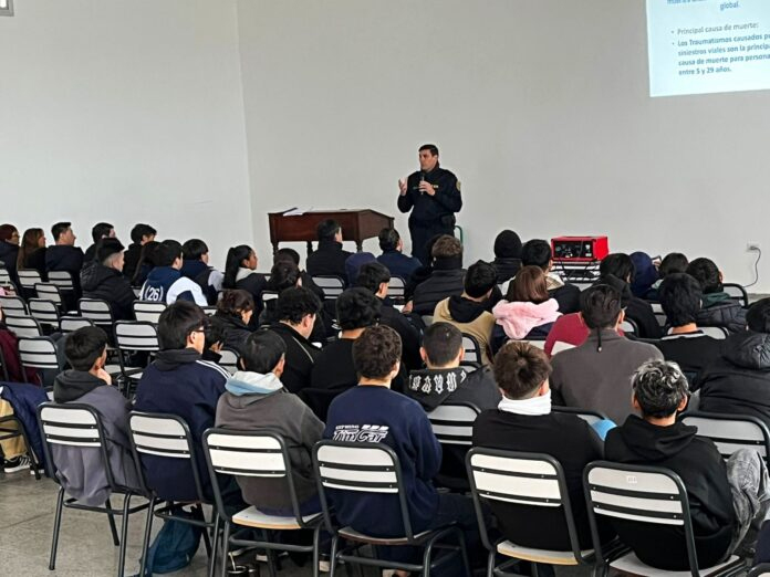 Concepción del Uruguay fortalece la concientización vial en las escuelas - imagen de origen