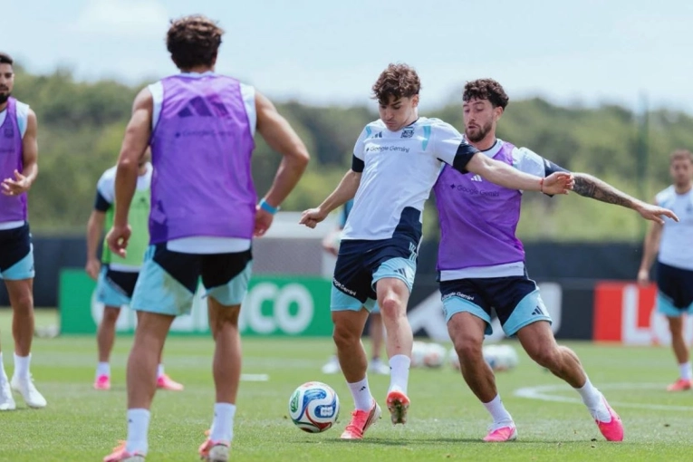Con Messi como suplente, la Selección Argentina cerrará la fase de grupos ante Jordania - imagen de origen