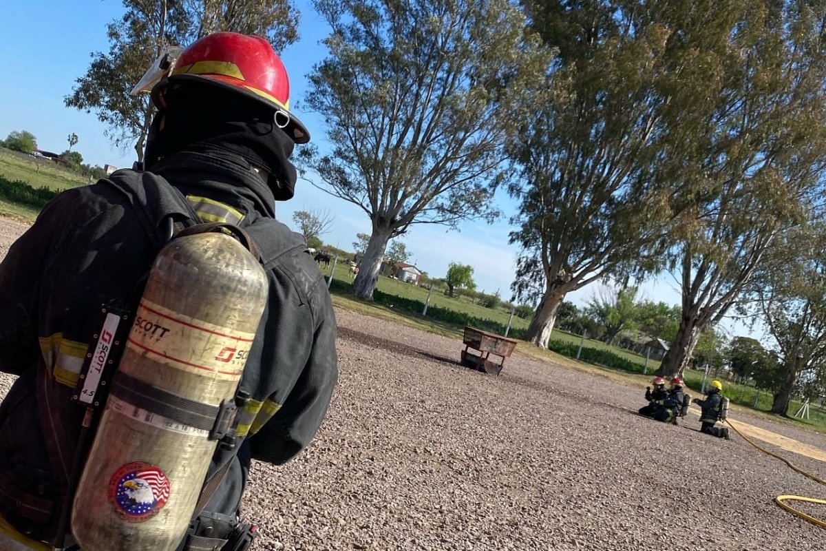 Los Bomberos tuvieron que sofocar cuatro incendios en un sólo día - imagen de origen