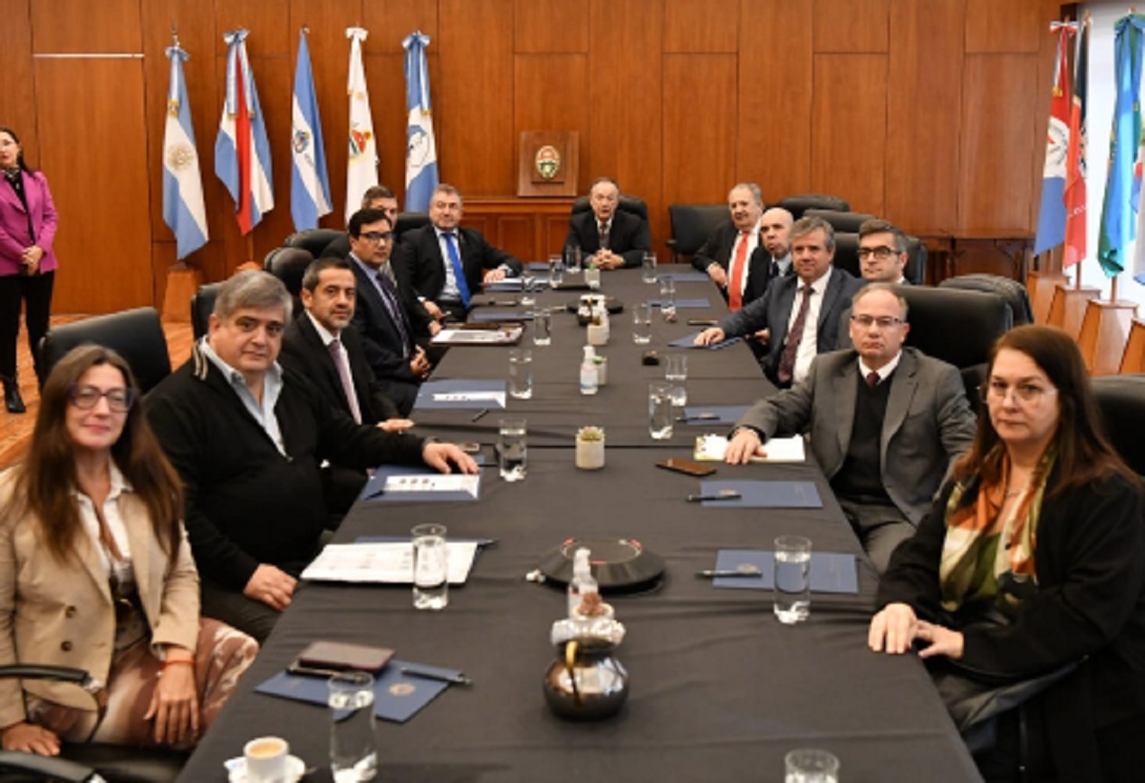 Intercambio de experiencias sobre la desfederalización del narcomenudeo entre los poderes judiciales de Entre Ríos y Corrientes - imagen de origen