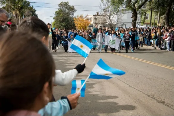 Este 20 de junio habrá boleto gratuito para los estudiantes que asistan al acto de la Promesa de Lealtad a la Bandera - imagen de origen