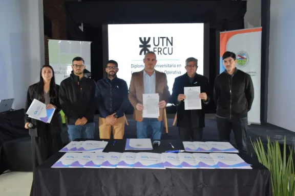 El Municipio de Colón junto a la UTN lanzaron la Diplomatura Universitaria en Logística y Gestión Operativa - imagen de origen