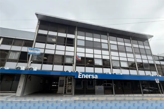 Enersa realizará tareas de mantenimiento en la línea de alta tensión Chajarí-Los Conquistadores - imagen de origen
