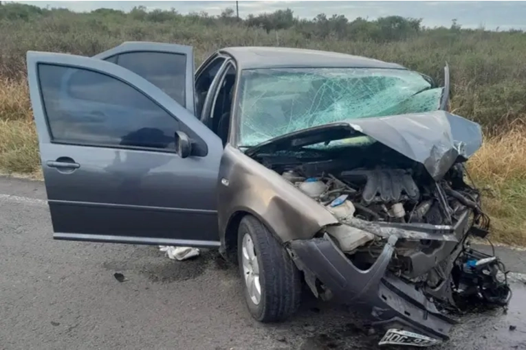 Entre Ríos registró un nuevo fallecimiento tras un violento choque entre dos autos - imagen de origen