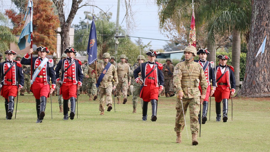 El Regimiento de Concordia celebró el 216° aniversario del Ejército Argentino - imagen de origen