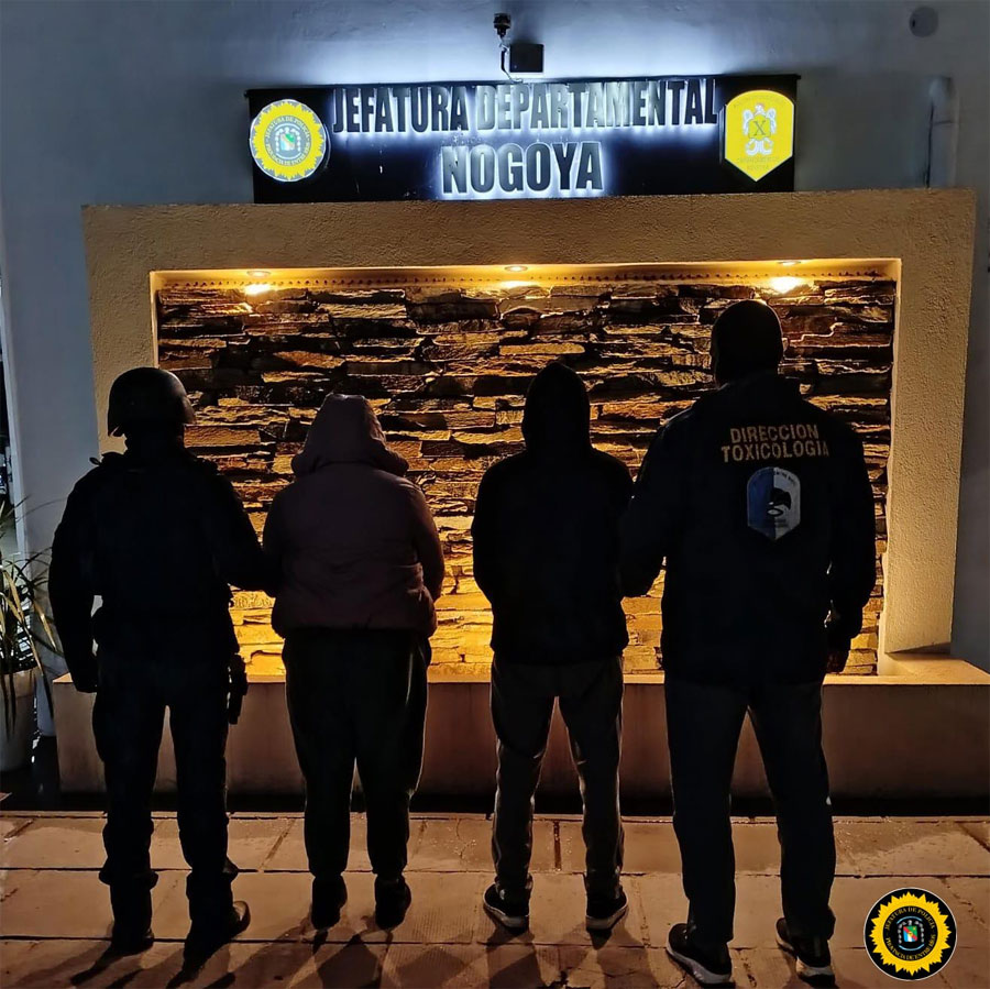 Golpe al narcotráfico en Nogoyá: tres allanamientos simultáneos, cuatro detenidos y secuestro de "ladrillo" de cocaína - imagen de origen