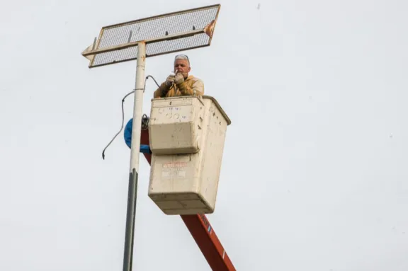 El Municipio de Paraná instaló nueva iluminación LED en el Complejo El Sol - imagen de origen