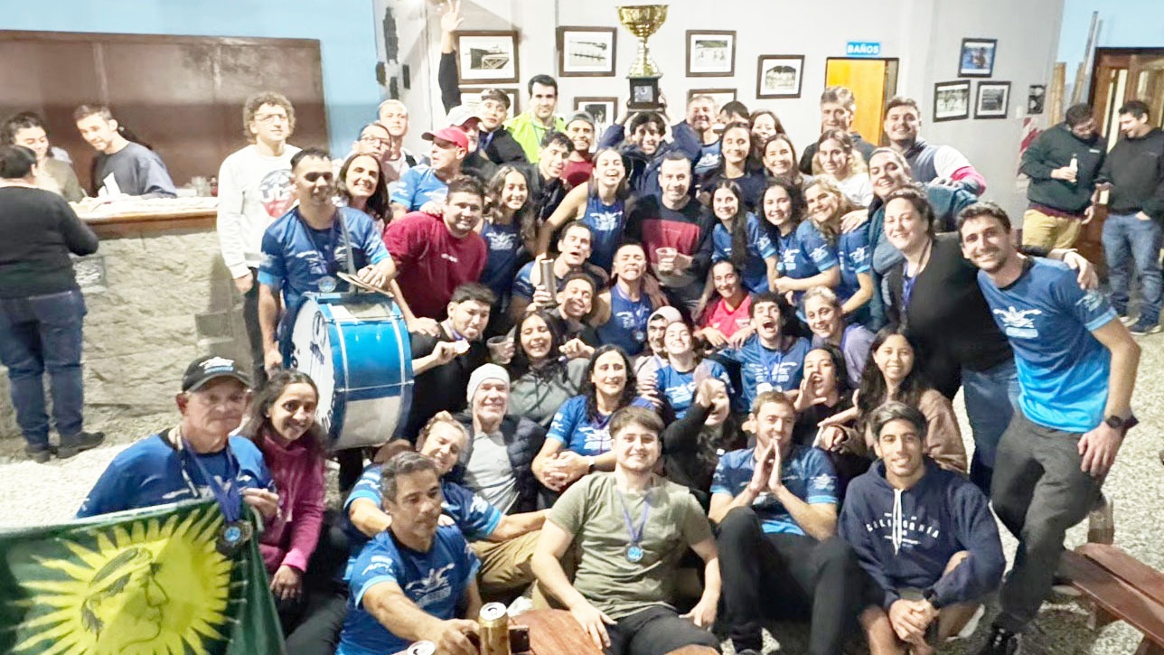 Nadadores del Club Salto Grande compitieron en el Club Regatas Uruguay - imagen de origen