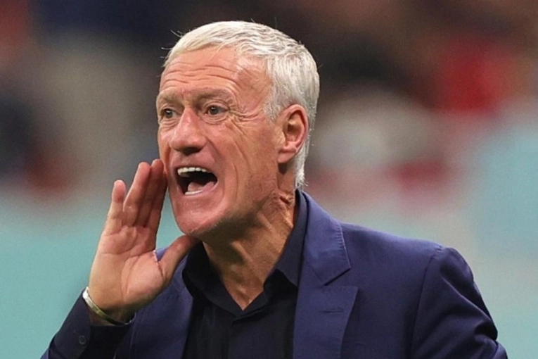 Didier Deschamps dejó la concentración y volvió a Francia tras la muerte de su madre - imagen de origen