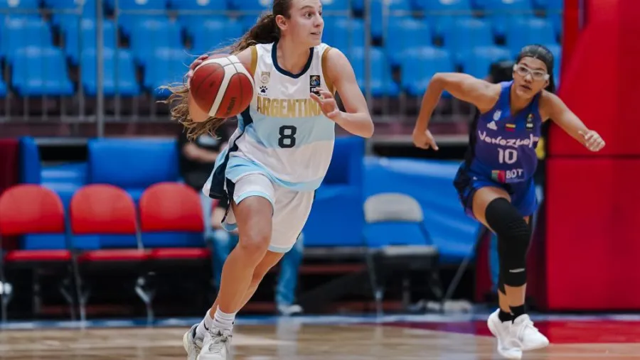 La uruguayense Santina Cherot piensa en “clasificar al Mundial” desde el AmeriCup U18 | Análisis - imagen de origen
