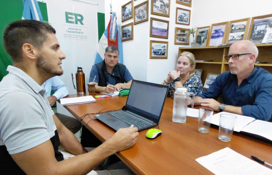 La Secretaría de Transporte de Entre Ríos a través de su secretario Ing. Anibal Steren ratifica la vigencia del boleto gratuito para personas con discapacidad - imagen de origen