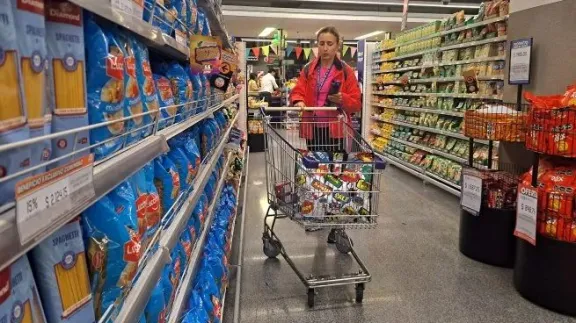El consumo no repunta: Entre Ríos registró una caída del 7,1% en las ventas de supermercados - imagen de origen
