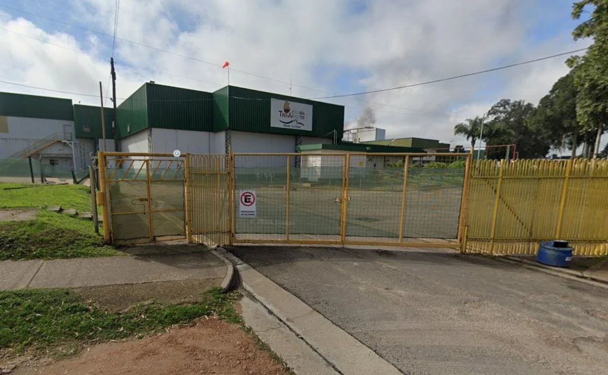 UATRE declaró el estado de alerta y movilización por la crisis en Granja Tres Arroyos - imagen de origen