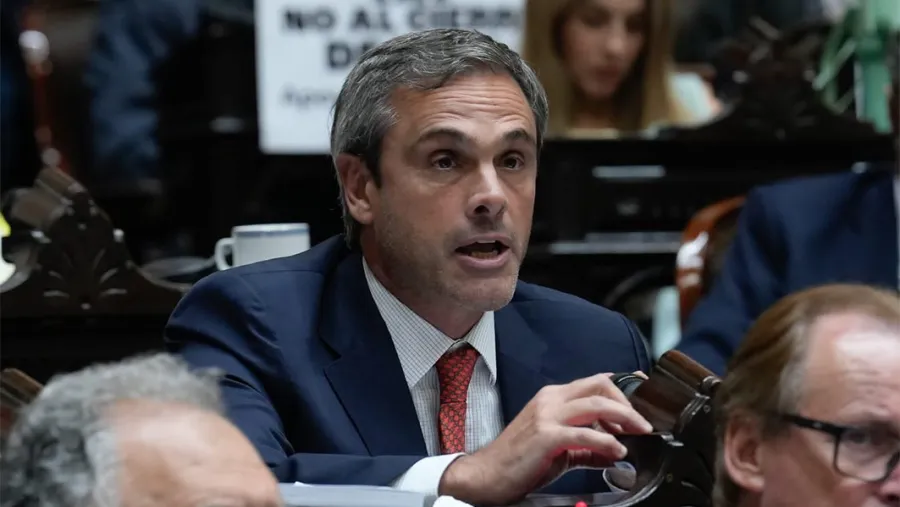 Michel celebró un avance judicial contra la planta de HIF en Paysandú - Informe Digital - imagen de origen