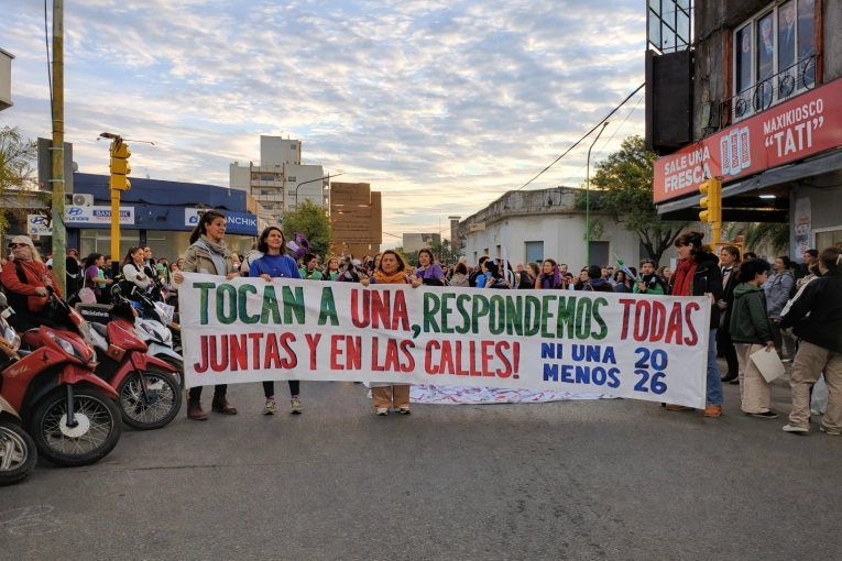 Masiva marcha en un nuevo "Ni Una Menos" en Gualeguaychú - imagen de origen