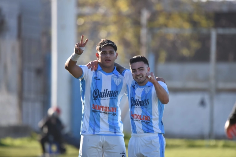Juventud Unida goleó a Central y sigue con puntaje ideal - imagen de origen
