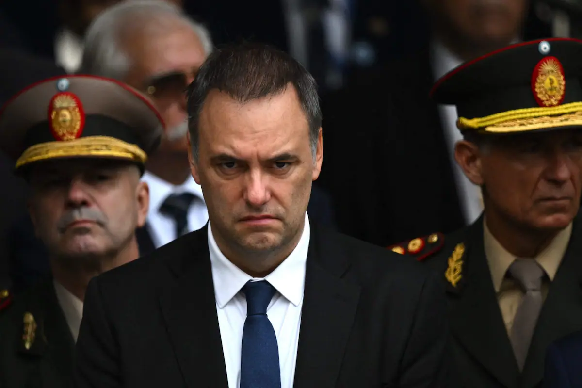 Manuel Adorni renunció después de tres meses de escándalo por su patrimonio - imagen de origen