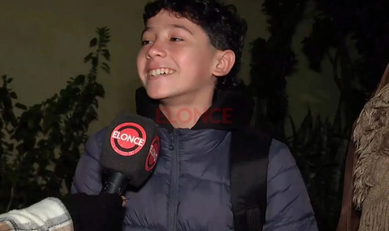 Tras la descarga eléctrica que recibió, después de tres meses Esteban regresó a la escuela - imagen de origen
