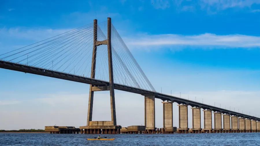 A 23 años del puente Rosario–Victoria: la obra que cambió el mapa económico, turístico y logístico del Litoral | Análisis - imagen de origen