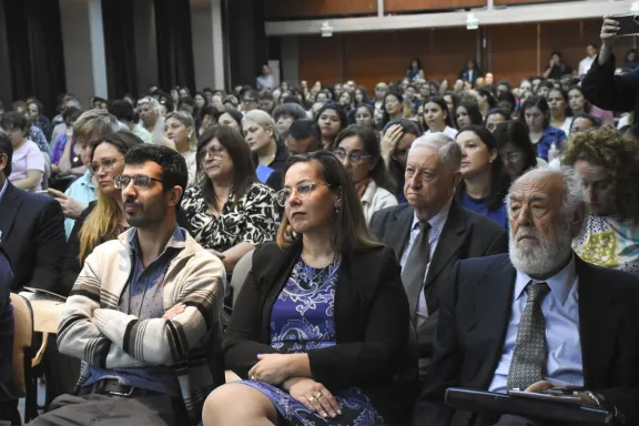 Convocan a presentar trabajos para el congreso sobre cuidados integrales de personas mayores - imagen de origen
