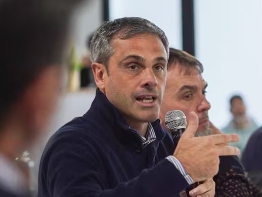 Michel cuestionó la creación de nuevas comunas en Entre Ríos y advirtió por una caída de recursos para las ya existentes - imagen de origen