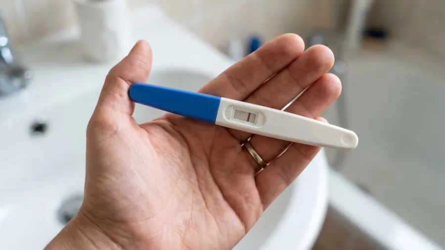 Caída de la natalidad en Argentina: los cuatro datos que preocupan a obstetras y especialistas en fertilidad | Análisis - imagen de origen
