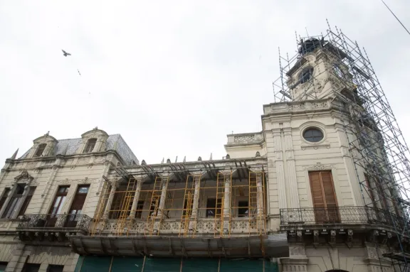 El Ejecutivo Municipal de Paraná confirmó la fecha de pago del medio aguinaldo - imagen de origen