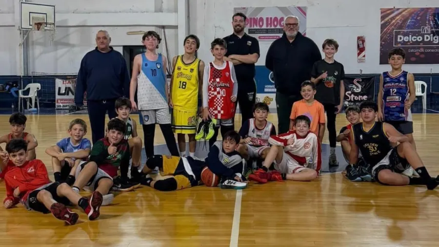 Básquet: la preselección entrerriana U11 entrenó en Villaguay | Análisis - imagen de origen
