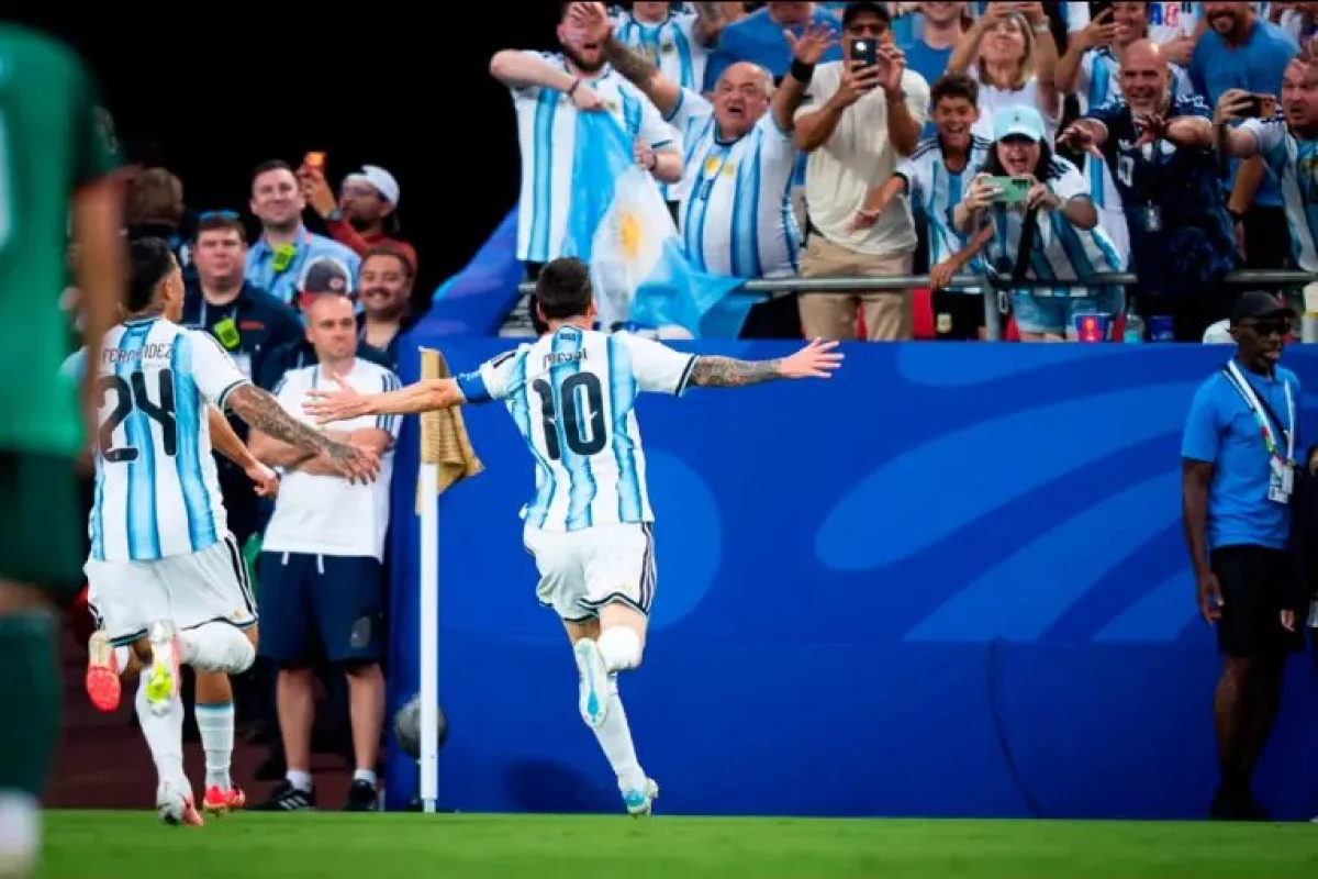 Argentina venció a Austria y selló su clasificación con otro show de Messi - imagen de origen